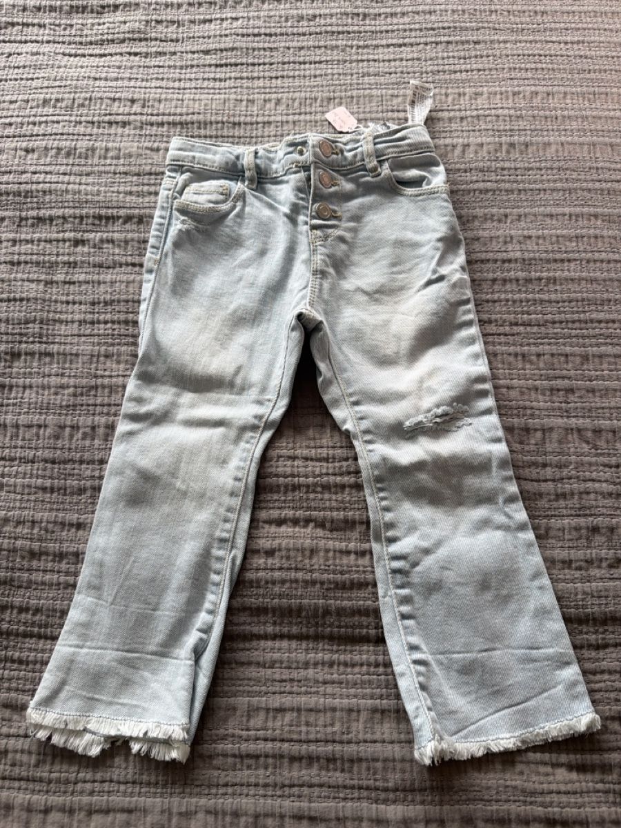 Zara Pantaloni: Zara Jeans Gr. 98 – Usato da Oftringen venduto da LikeiT