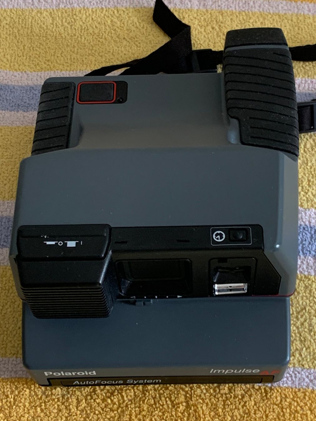 Polaroid Fotocamera: Polaroid Impulse AF avec étui de rangement – Usato da Epalinges venduto da pvanden