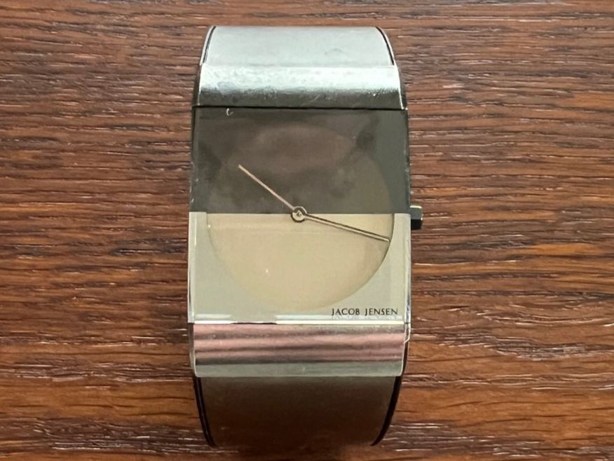 Orologi: Jacob Jensen Damenuhr, Model 544, zeitloses Design – Usato da Zürich venduto da Modernshopping