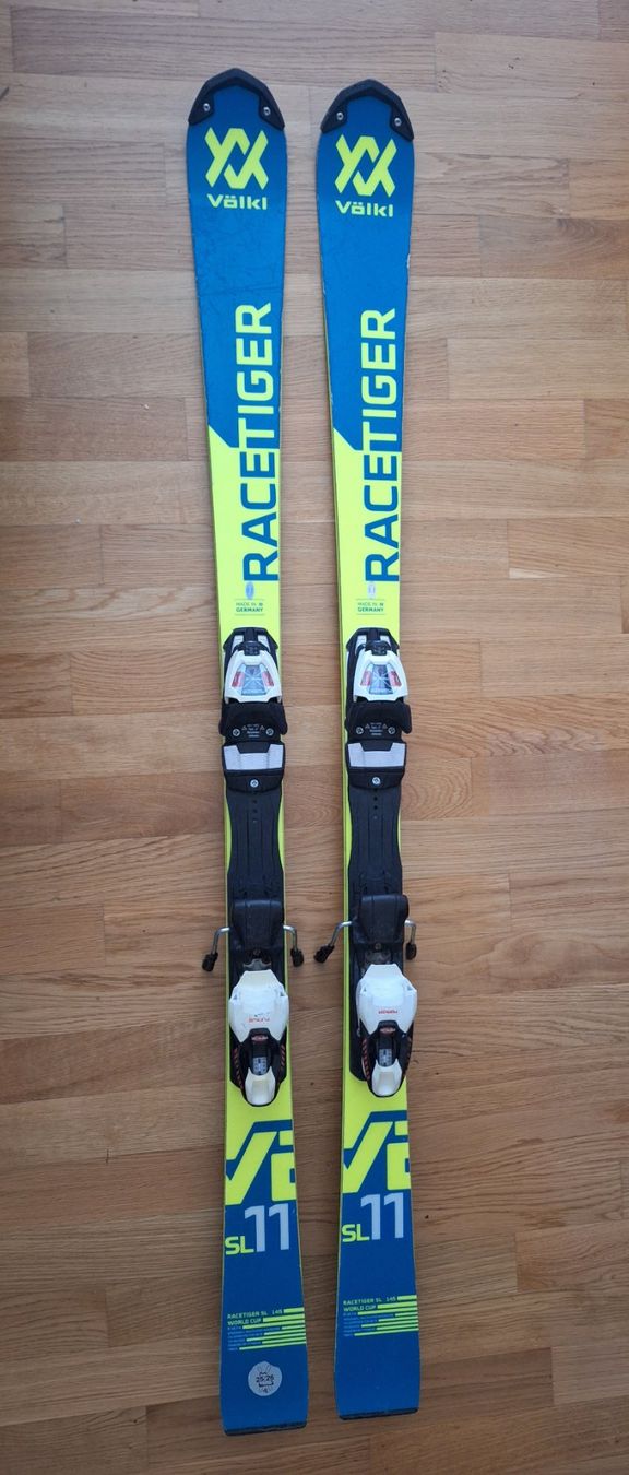 Völkl Skis: VÖLKL RACETIGER SL11 – D'occasion à Burgdorf par W31S