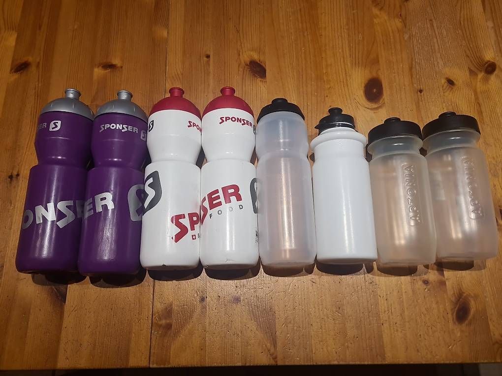 Pezzi di ricambio: 8 bidons de vélo – Usato da Châtel-St-Denis venduto da max_fri