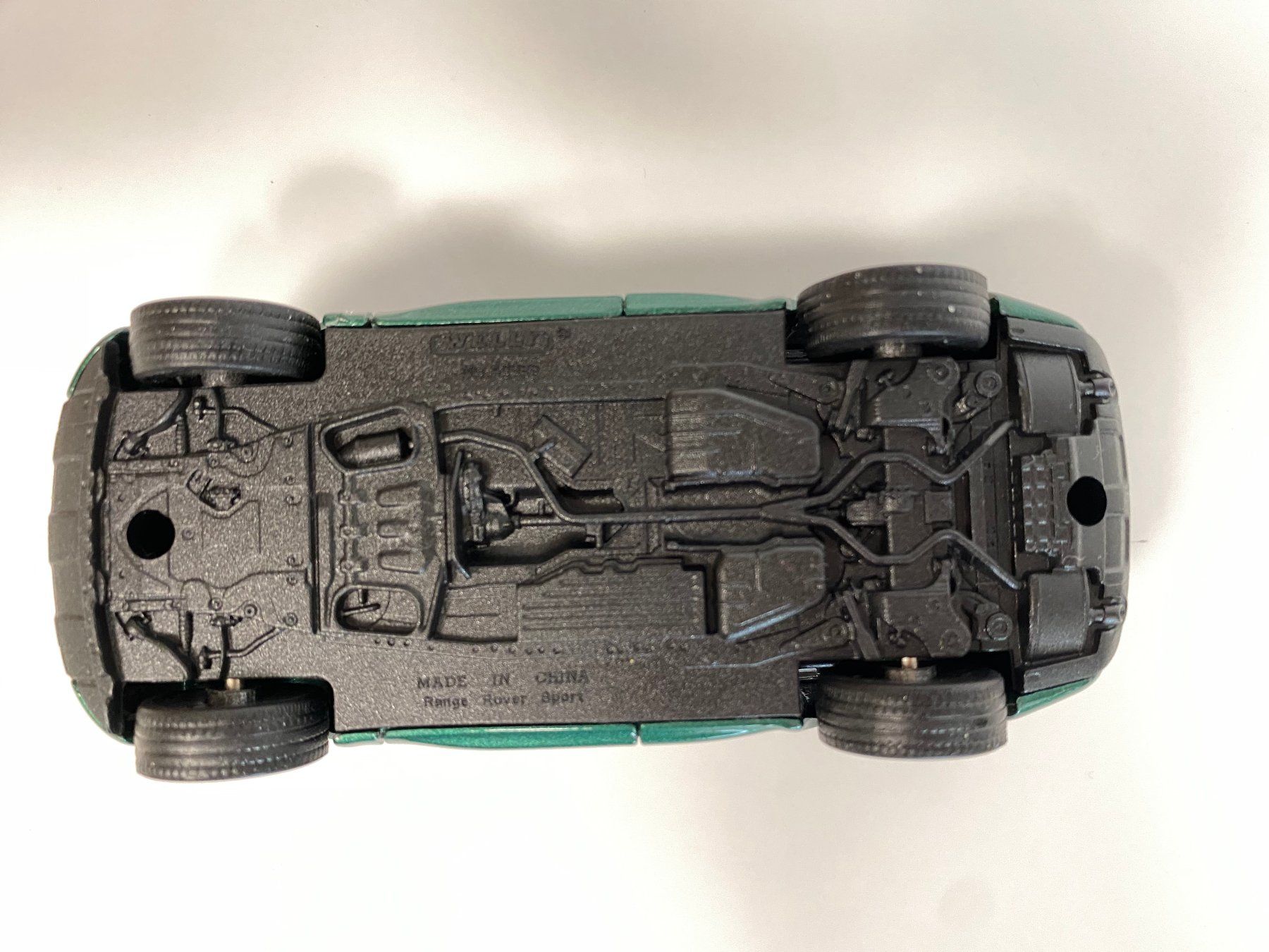 Land Rover Modellini d'auto: Range Rover Sport Welly 1:32 396 – Usato da Stäfa venduto da thebrand 6