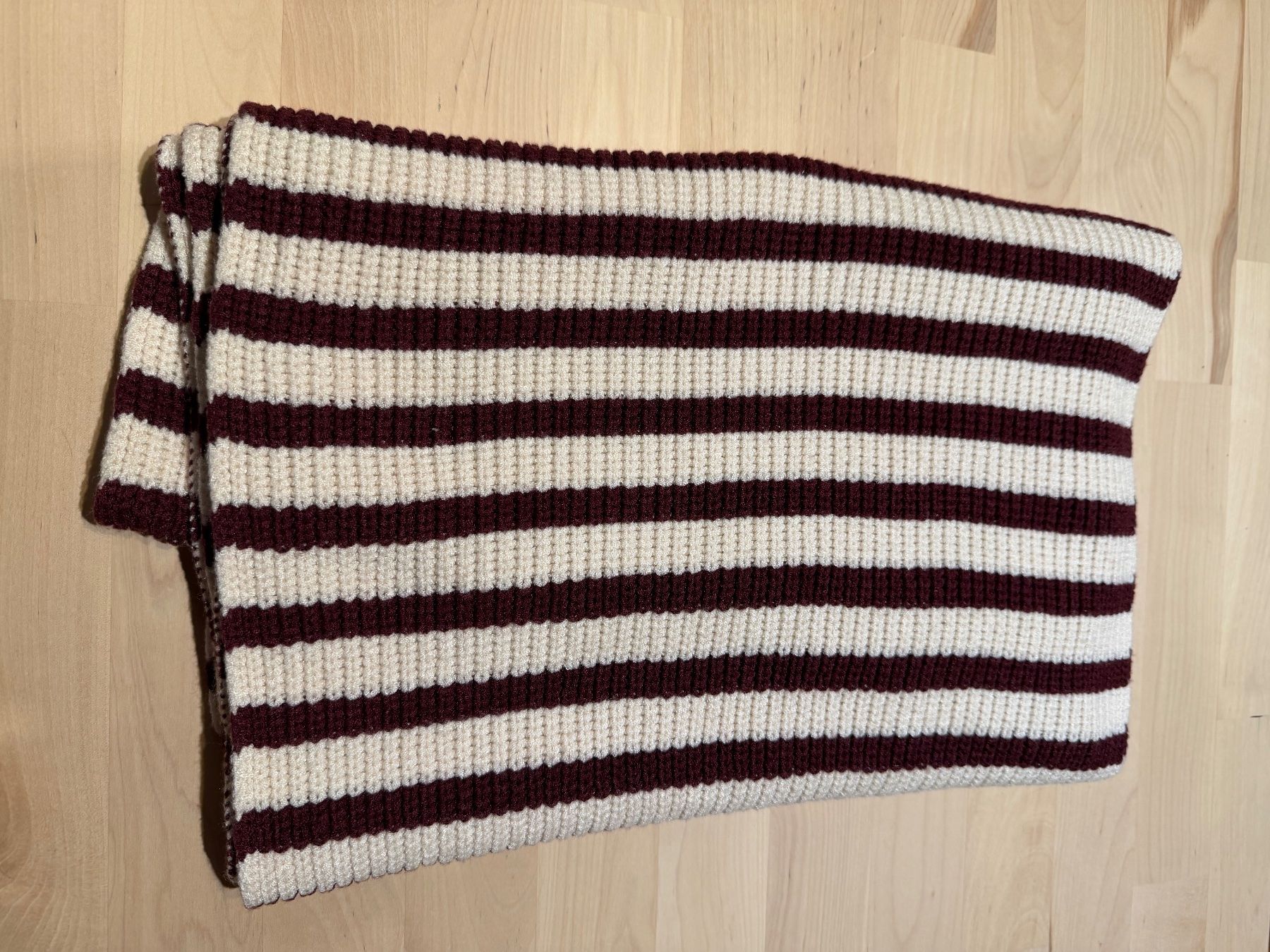Foulard & Sciarpe: Strick Schal gestreift – Usato da Thun venduto da Astralbern 1