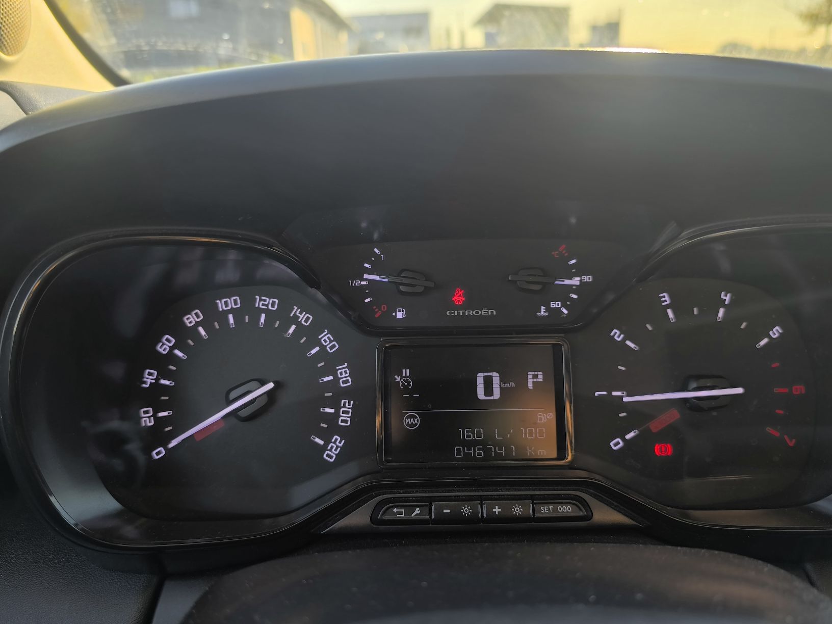 Citroën Automobili: Citroen c3 Aircross – Usato da Islikon venduto da zen_zcx2 8