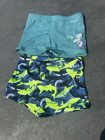 Zwei Badehosen Jungen Grösse 151-160 cm neu