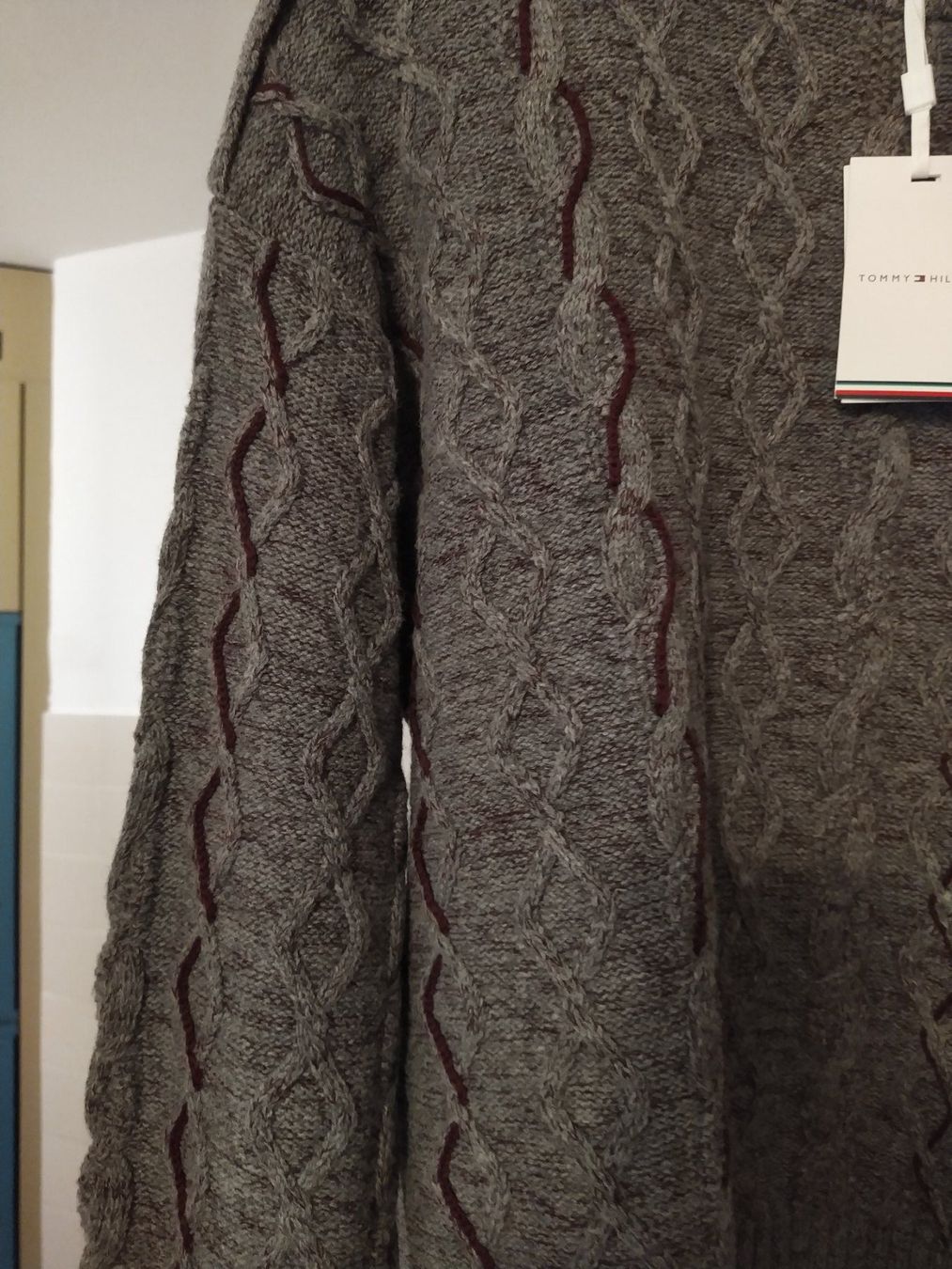 Tommy Hilfiger Pullover & Sweatshirts: HILFIGER pullover grigio a trecce NUOVO – Neu und originalverpackt aus Figino von Palotta 2
