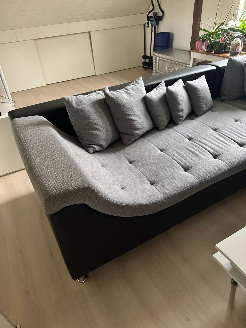 Sofas: Grosse Sofa  mit Kissen. – Gebraucht aus Gebenstorf von Kerulina 2