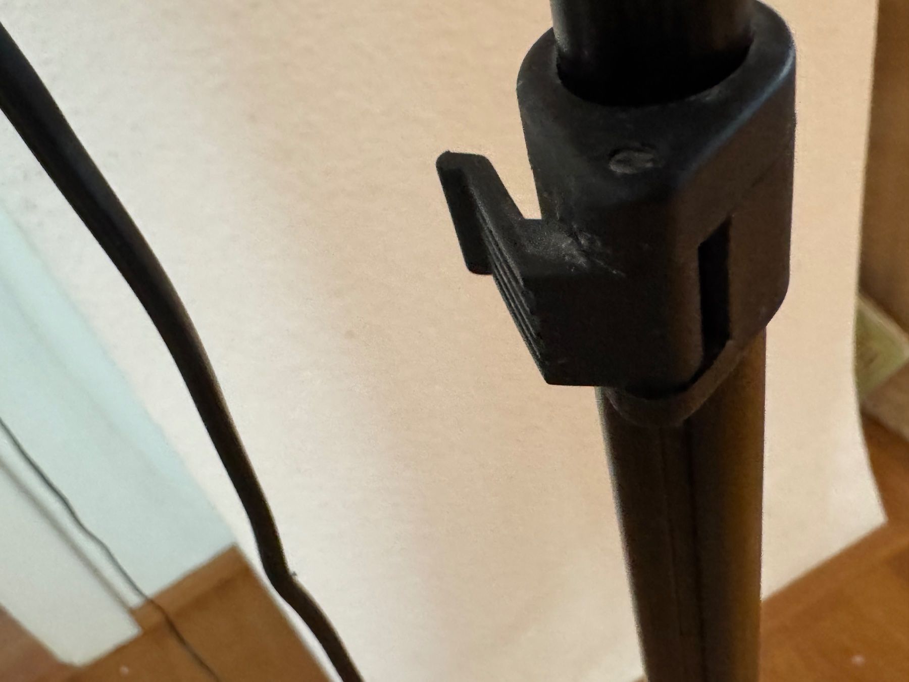 Sonstige Dekorationen & Accessoires: Ständerlampen (3 Exemplare) – Gebraucht aus Uster von fredigut 2