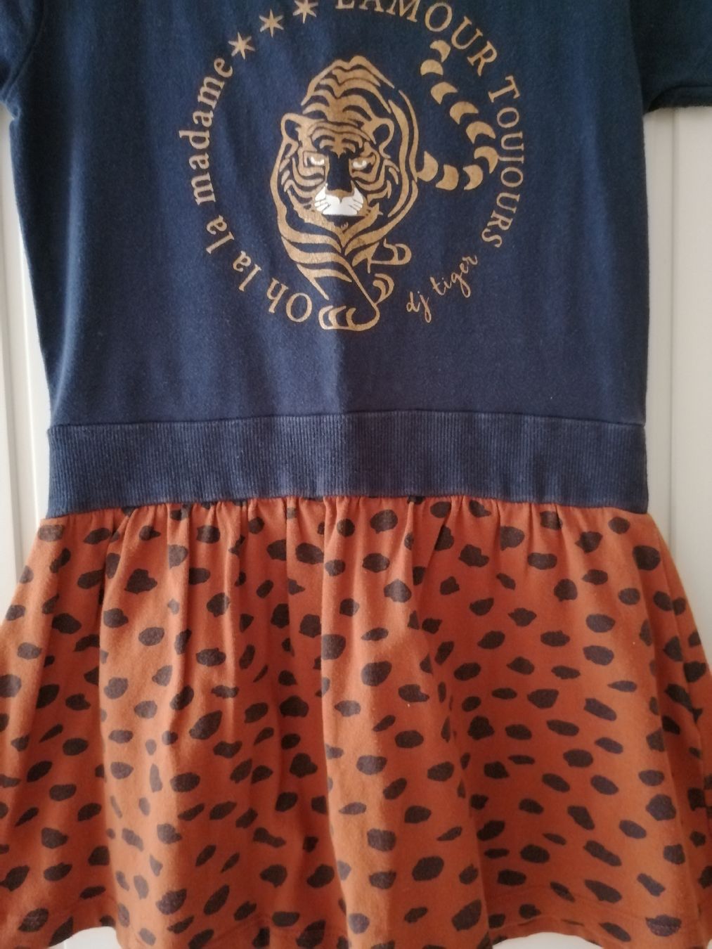 Vestiti & Gonne: Kleid Tiger Gr 122 – Usato da Binz venduto da julijuli 1