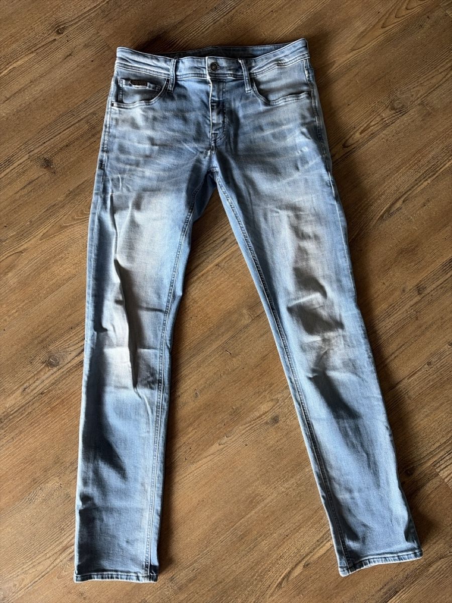 Replay Jeans: Lot de 5 jeans 33/34 – Usato da Villeret venduto da Scamp7 4
