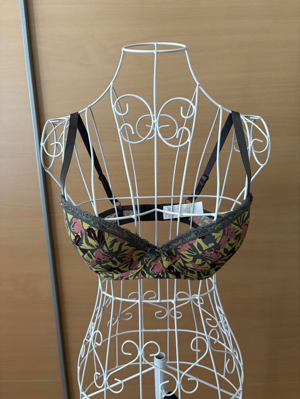 Autres dessous: St gorgé neuf très confortable – Neuf avec emballage d'origine à Murten par Louis1954 5