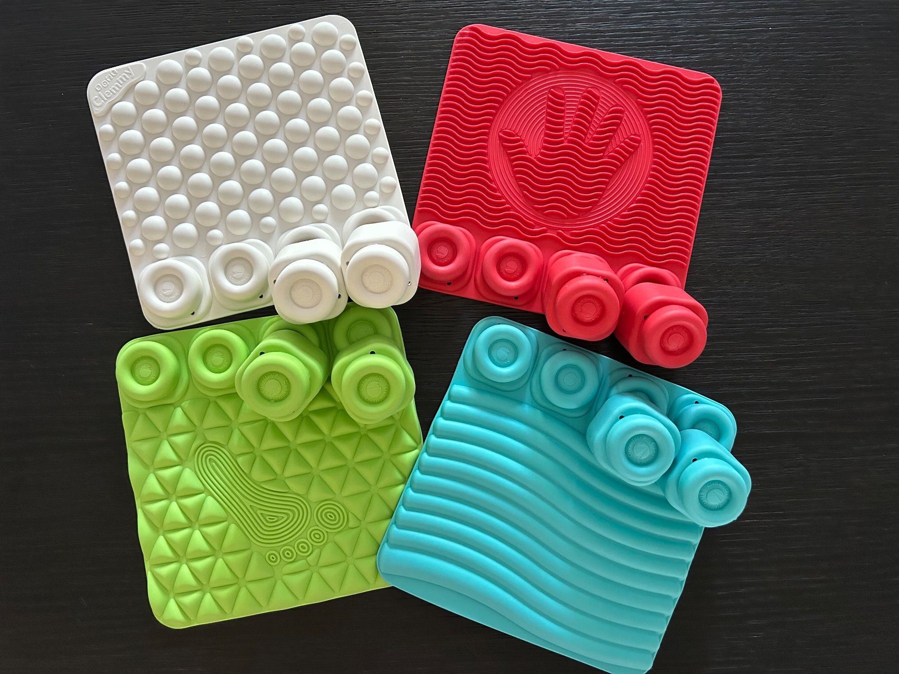 Tapis de jeu: Tapis sensorielles – D'occasion à Echallens par zub_jh6s