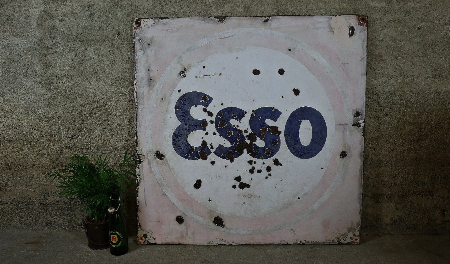 Esso Insegne: Emailschild "Esso" ca. 1 m x 1 m – Usato da Birrwil venduto da brandschatz_birrwil 1