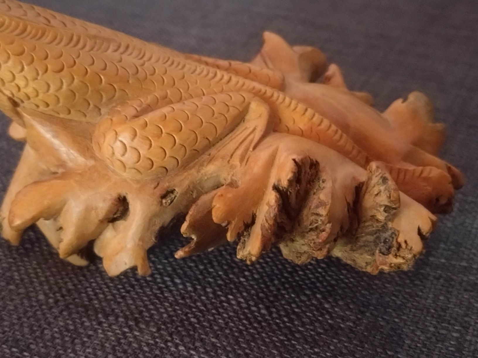 Alle Dekorationen: Lézard en bois sculpté à la main - Objet de collection – Gebraucht aus Farvagny-le-Grand von LaCaverne 4