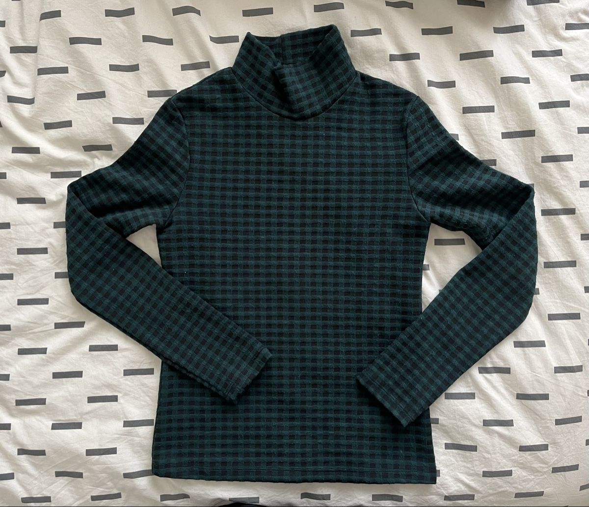 Thinking Mu Maglioni & Felpe: Thinking Mu Turtleneck Shirt – Usato da Zürich venduto da ingelish