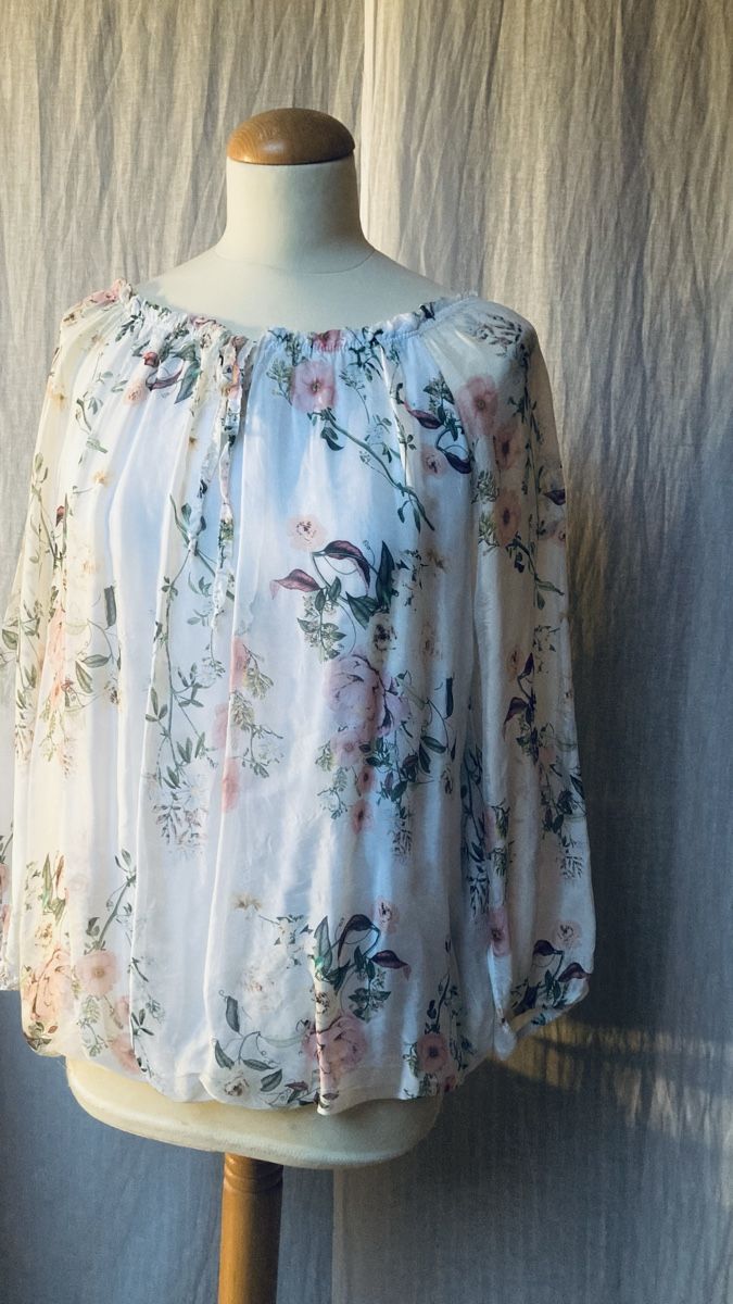 Blusen: Bluse mit Seide – Gebraucht aus Läufelfingen von petit-nicola