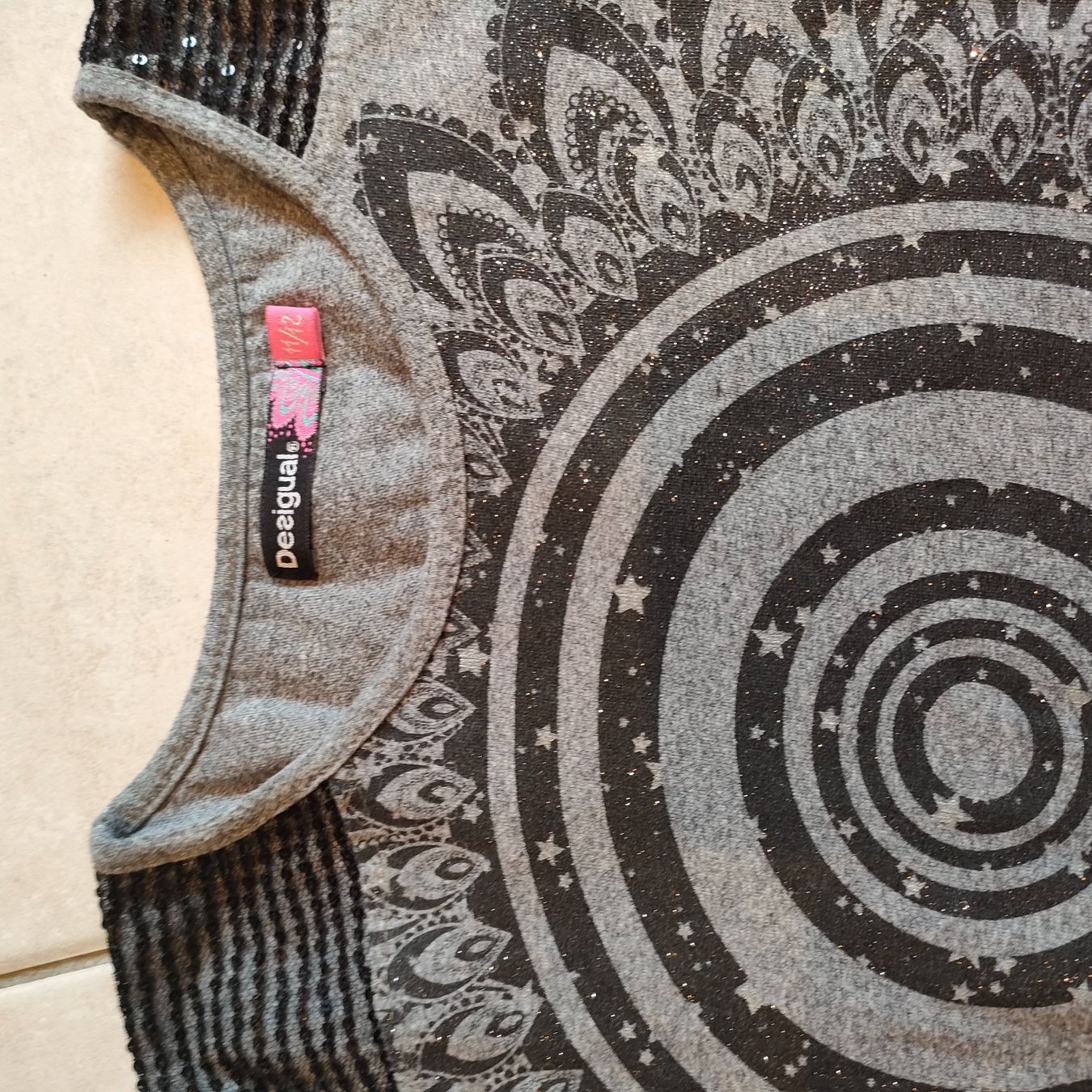 Desigual Camicette, T-shirt & Top: Shirt Desingual neuwertig! – Nuovo (secondo la descrizione) da Adelboden venduto da Lammhult 1