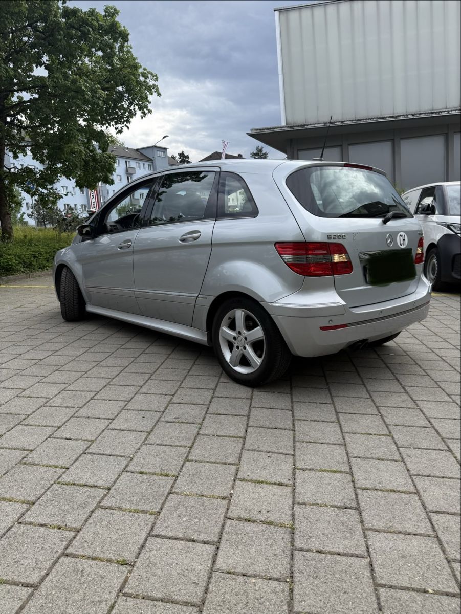 Mercedes-Benz Automobili: Mercedes B-Klasse Silber – Difettoso da Zürich venduto da chi_xhq5 5