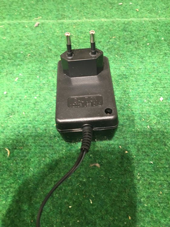 AC/DC Adapter 12V 500mA mit CH Stecker - Top Zustand! (Neu und ...