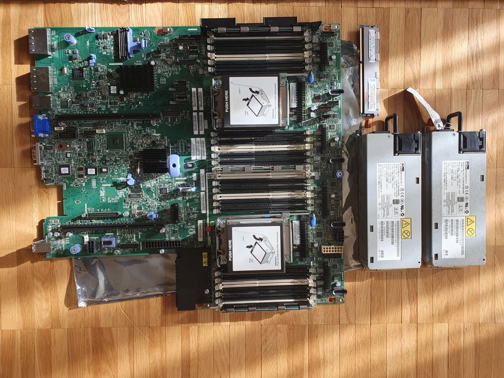 X3650 M4 Motherboard, CPU, Ram, PSU (Gebraucht) in Illnau für CHF 1 ...