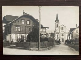 WIDNAU (RHEINTAL) Belebte Ortspartie mit Kirche, ungelaufen