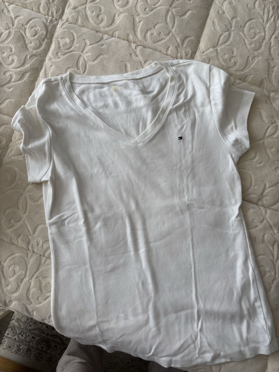 Tommy Hilfiger T-Shirts: Tommy Hilfiger T shirt White Size L – Neu (gemäss Beschreibung) aus Horgen von lme_8kj7 4