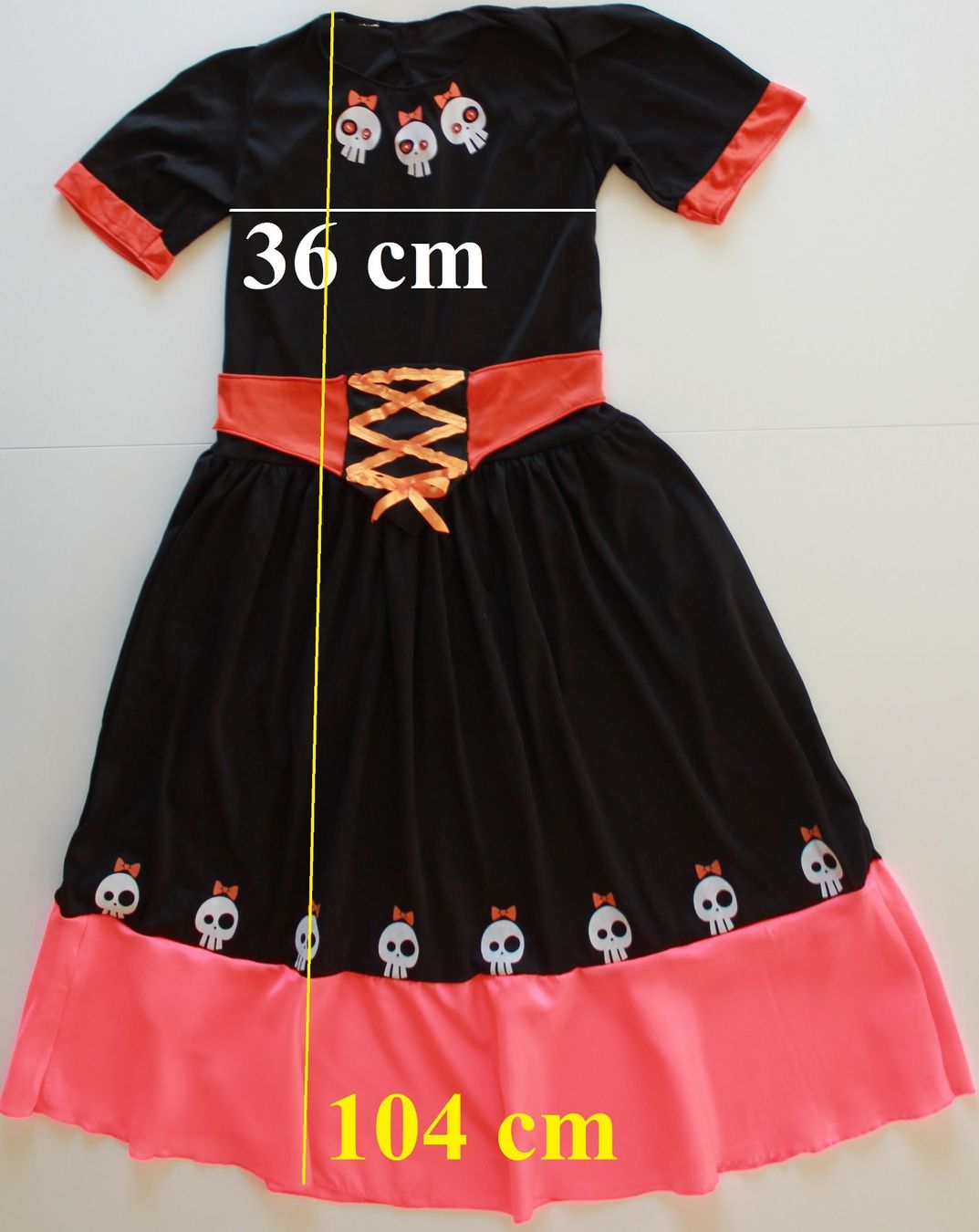 Costumi: Costume sorcière / Hexe t. 7 - 9 ans – Usato da Peseux venduto da CoolShoping 2