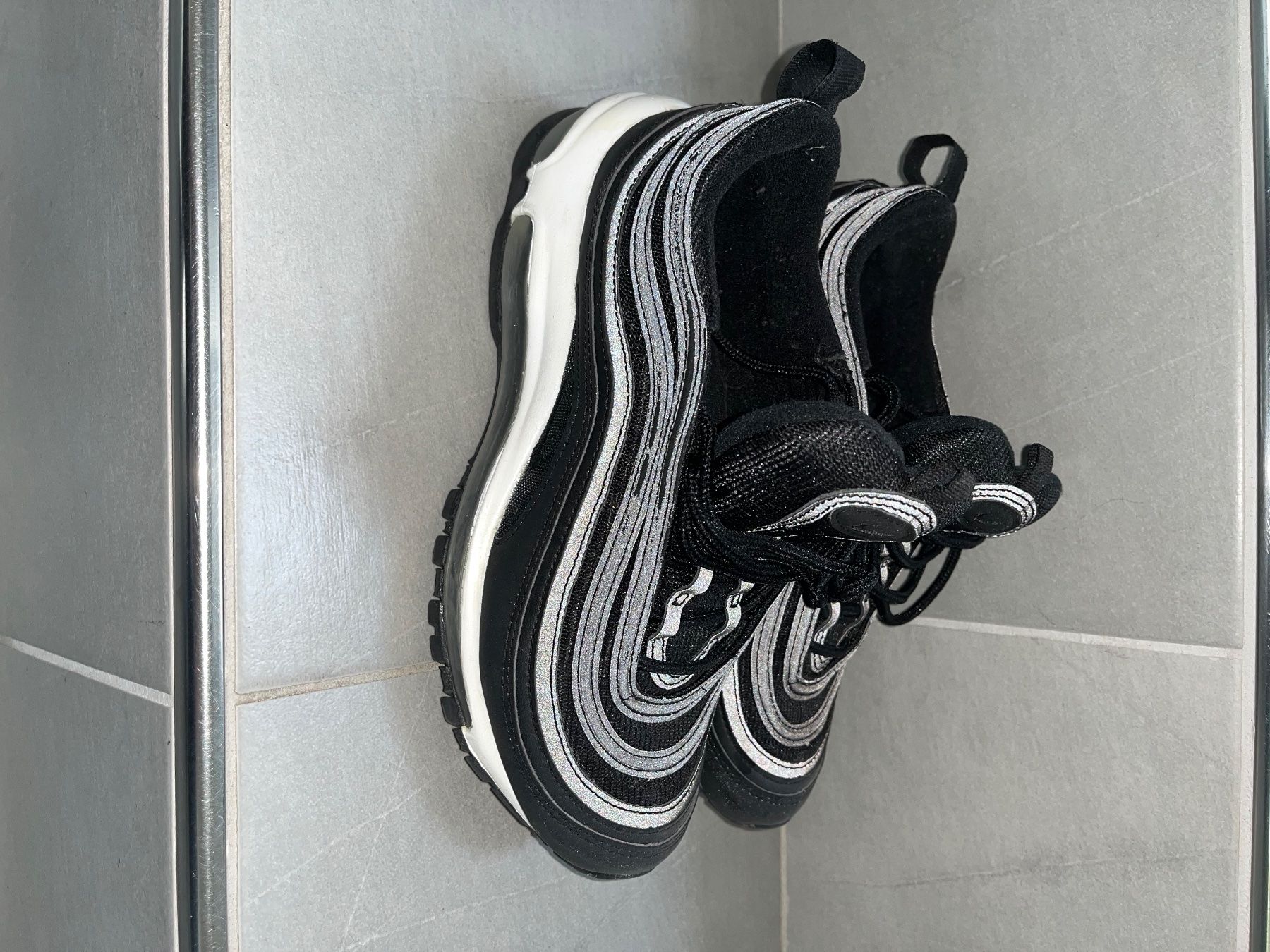 Nike Herrenschuhe: Nike Air Max 97 in schwarz – Gebraucht aus Büsserach von vimeco.43 6