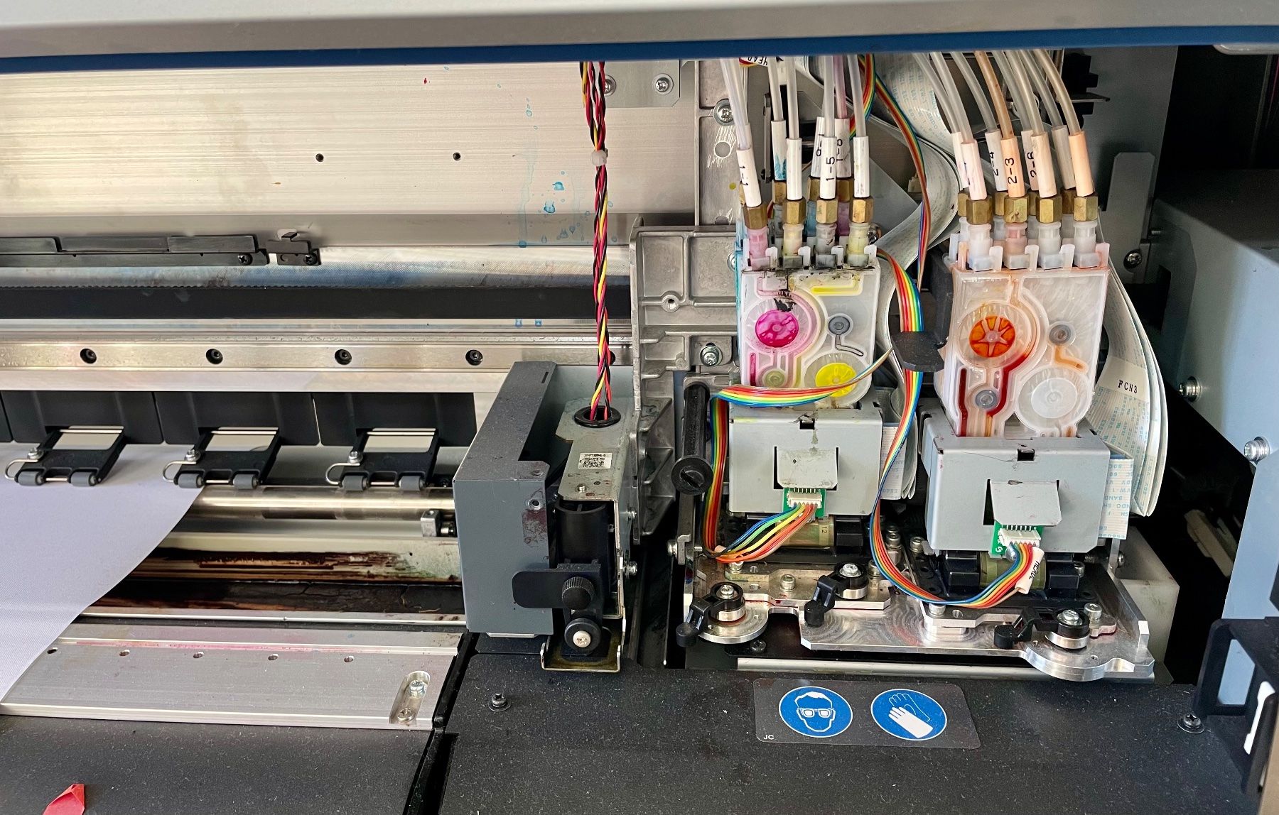 Mimaki Stampanti: Mimaki TS34-1800 Digital Transfer Textil Rollen Drucker – Usato da Niederdorf venduto da LeptonAG 5