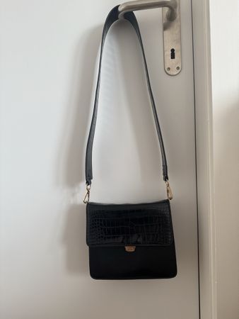 Handtasche