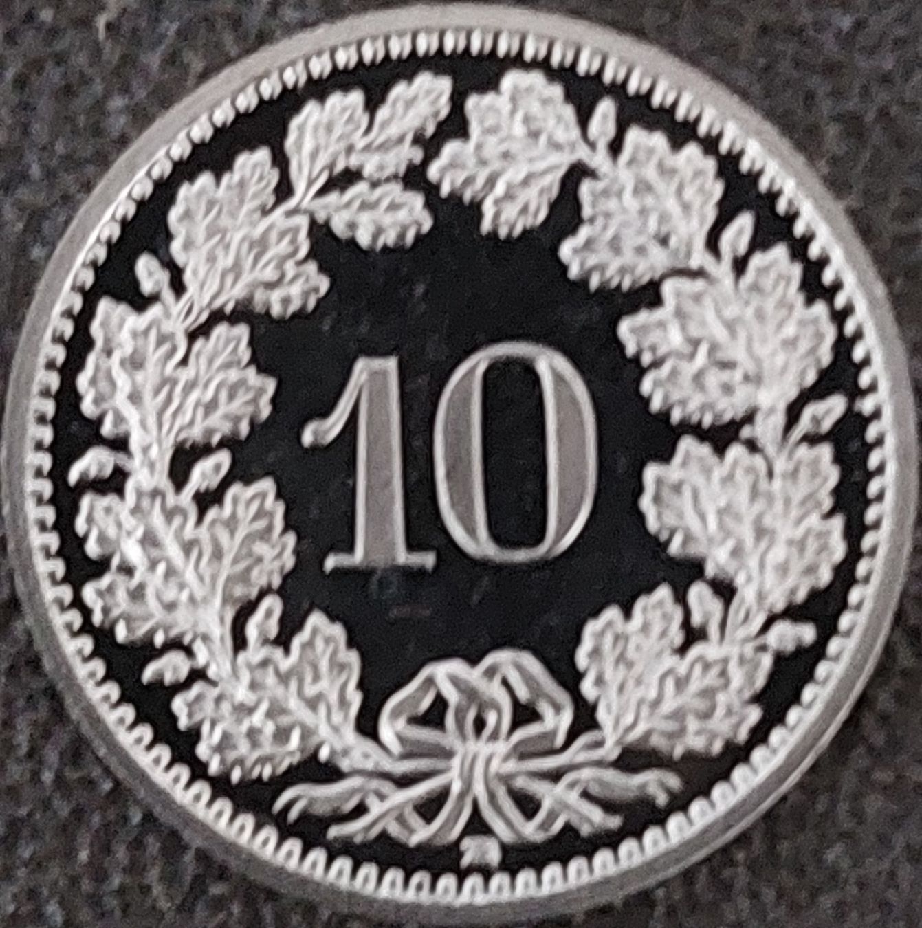 Tutti le monete: 10 Rappen 2001 stgl. / aus Münzsatz – Nuovo (secondo la descrizione) da Arch venduto da coinsandmore 1