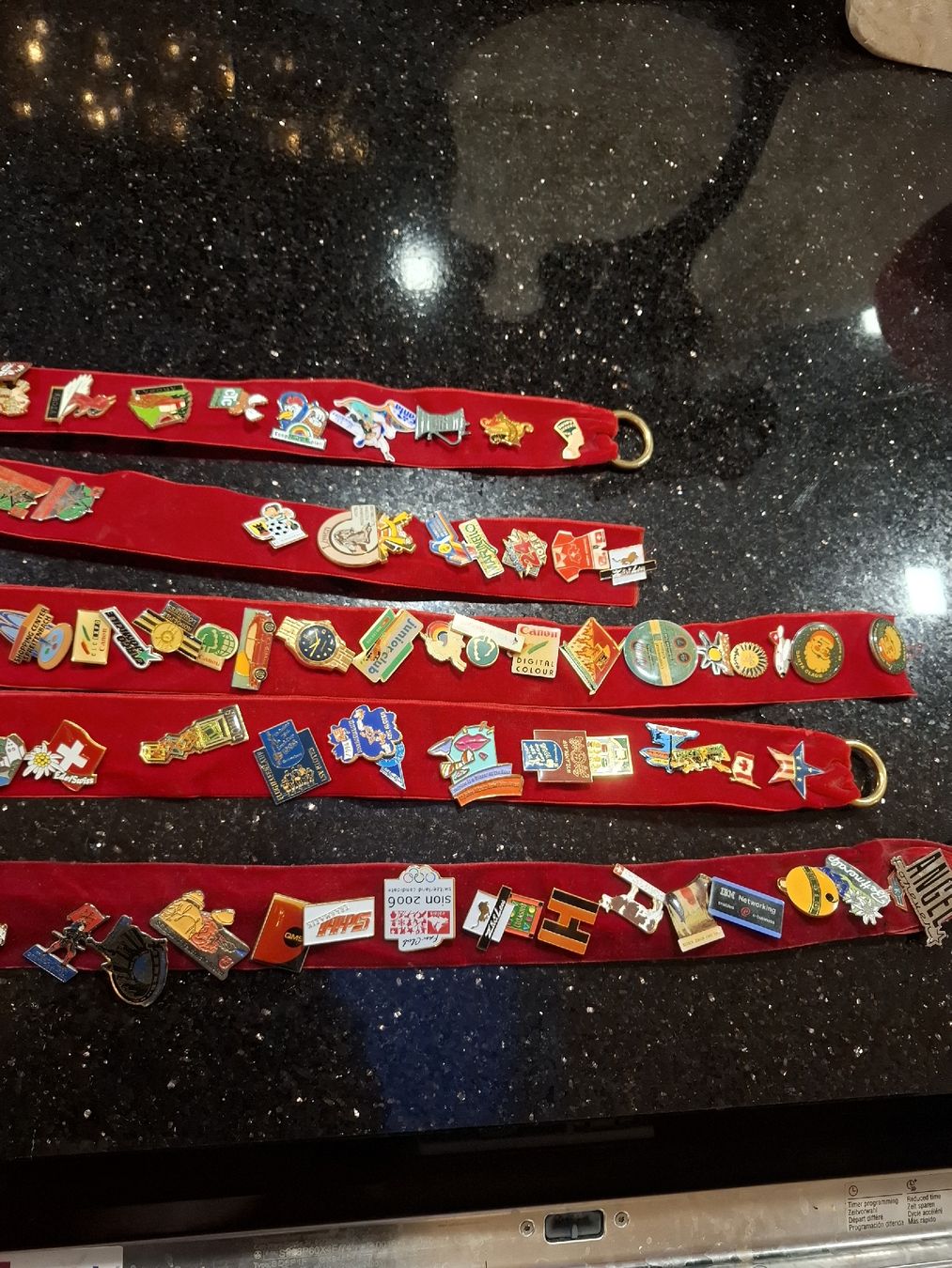 Placchette & Badge: Lot de pins variés  – Usato da Hallau venduto da bru_x82d 4