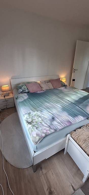 Betten: Bett Rahmen 180x200 – Gebraucht aus Zürich von AnastasiyaK 1