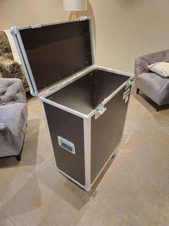THON Flightcase Truhencase 65 × 35 × 80 cm, auf Rollen