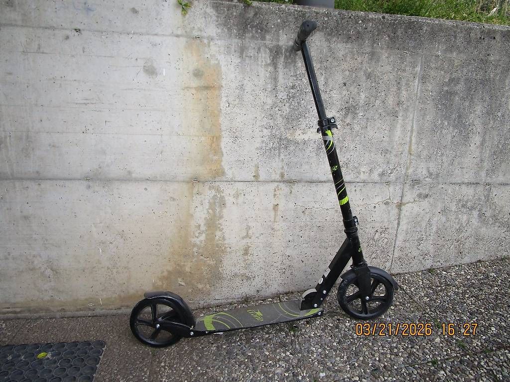 Kickboard: trottinette a grande roues – Usato da Clarens venduto da krampou 1