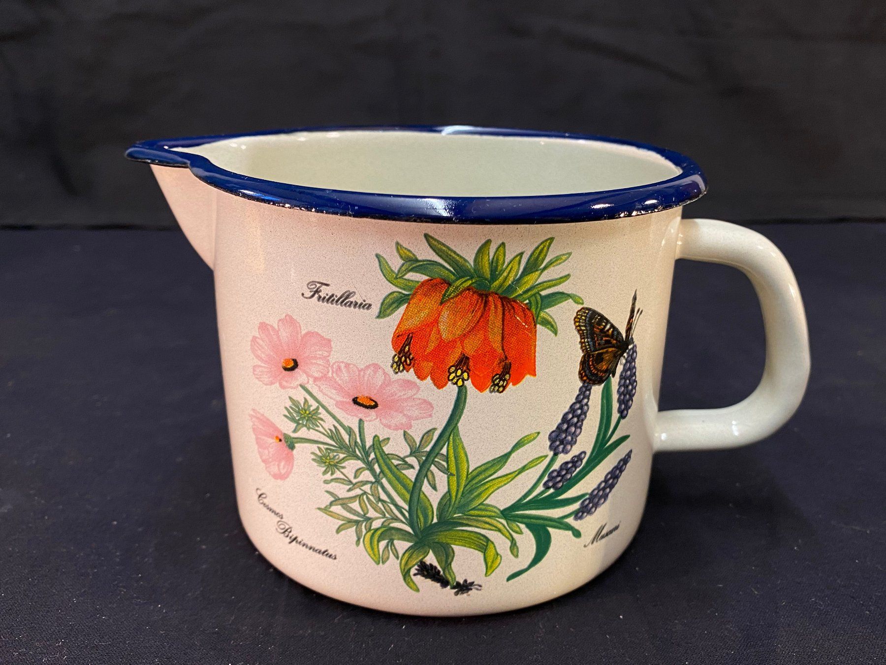 Tazze: 5 Vintage Emaille Krug/Becher – Usato da Schaffhausen venduto da VintageCity 2
