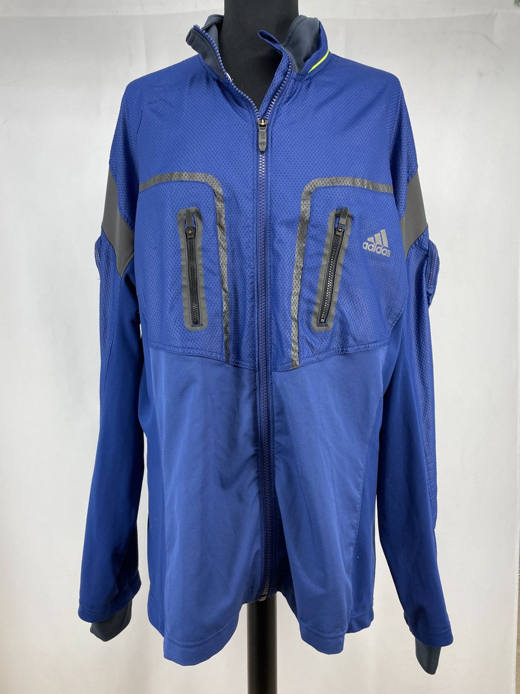 Adidas Giacche: ADIDAS Veste running bleu climalite L – Usato da Lausanne venduto da PlusValue_Lausanne