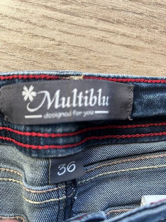 Jeans: Damen Jeans Gr. 36 – D'occasion à Willisau par Geissbock11 1