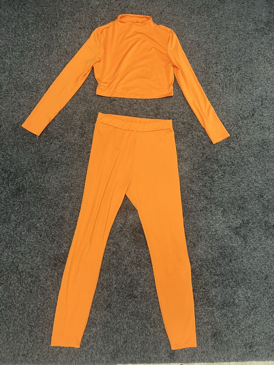 Leggings: Loungewear, Zweiteiler Gr.M – D'occasion à Effretikon par Briga.S.