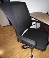Bürostuhl schwarz mit Netzrückenlehne guter Zustand