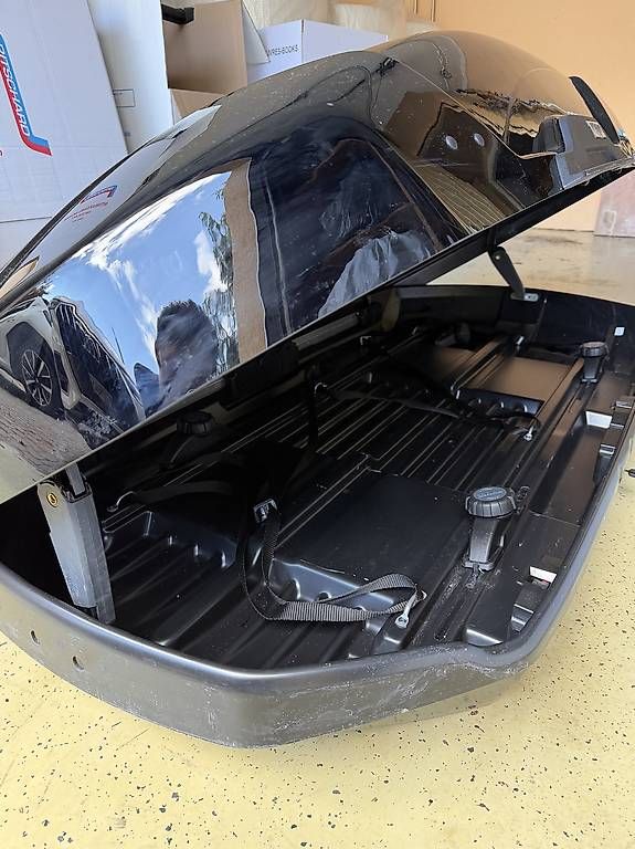 Box da tetto: Coffre de toit Thule Motion XT M, 400 L - Noir Glossy – Usato da Chézard-St-Martin venduto da luc_q9tn 1