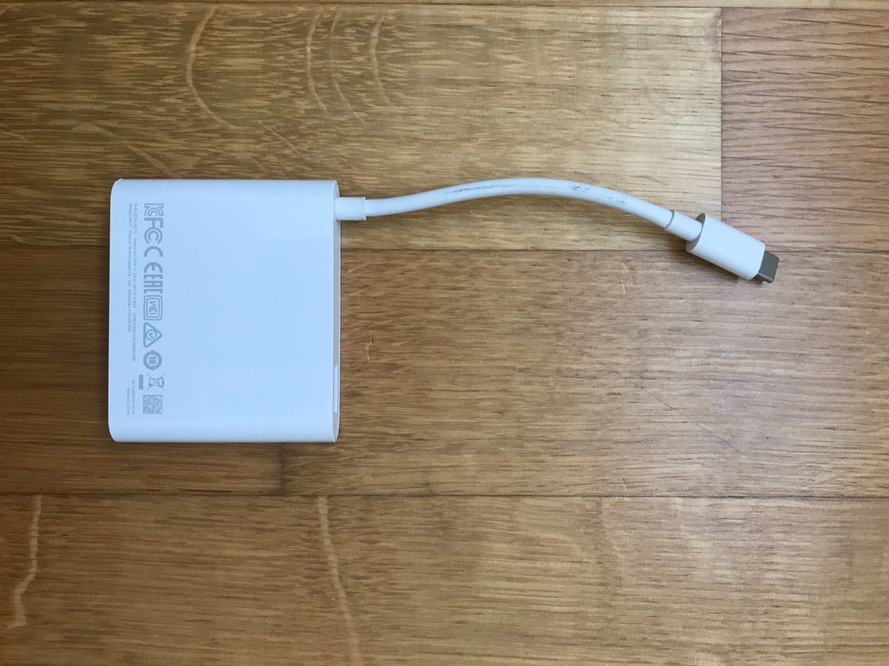 Huawei Laufwerke & Adapter: Huawei MateDock 2 AD11 USB-C Adapter HDMI VGA USB – Gebraucht aus Zug von Cry71 1