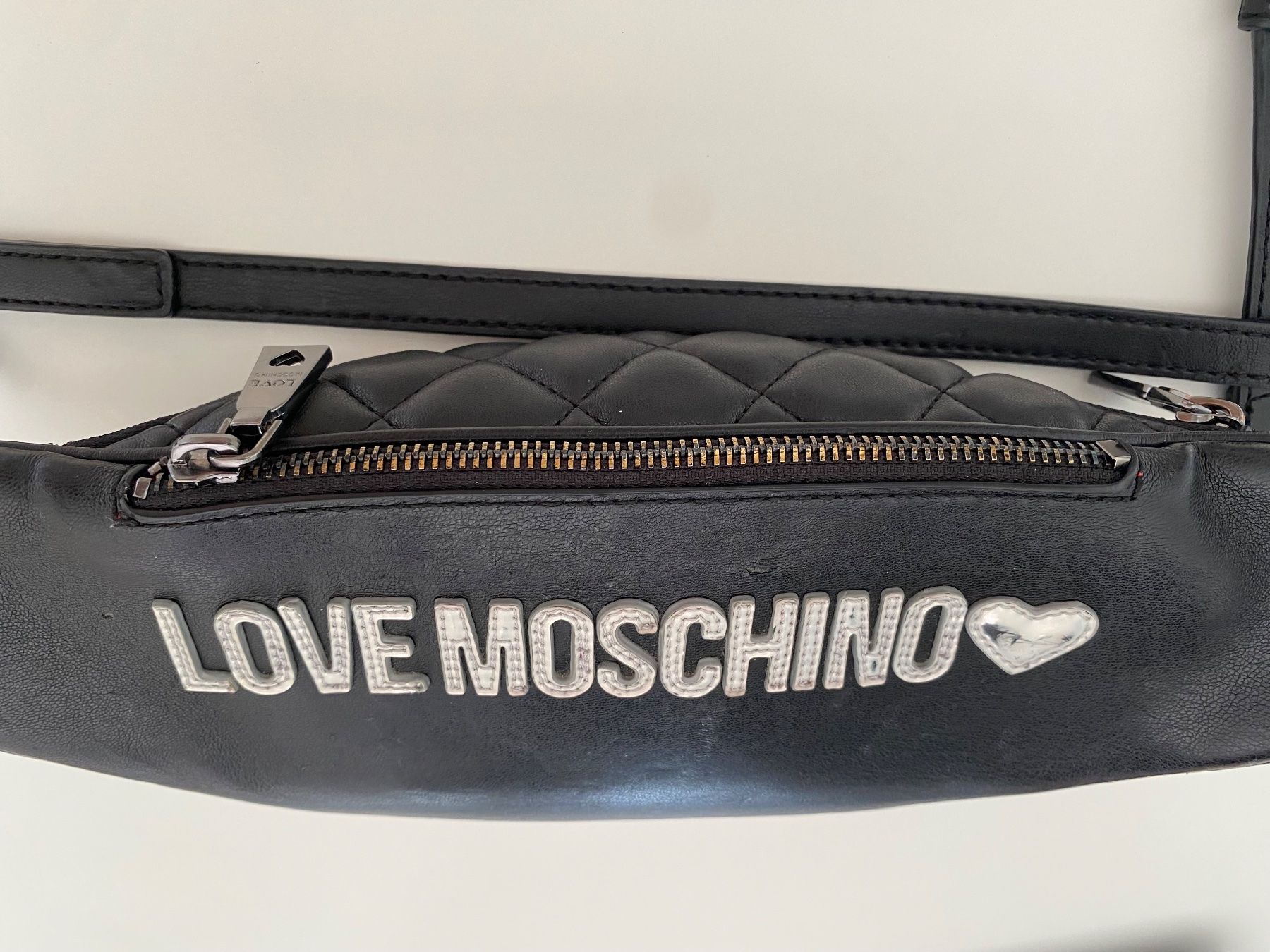 Moschino Borse da donna: Bauchtasche Moschino – Usato da niederbipp venduto da Esbenz 2