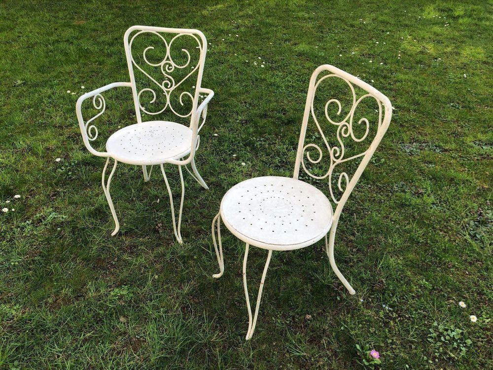 Eisenstuhle Fur Den Garten