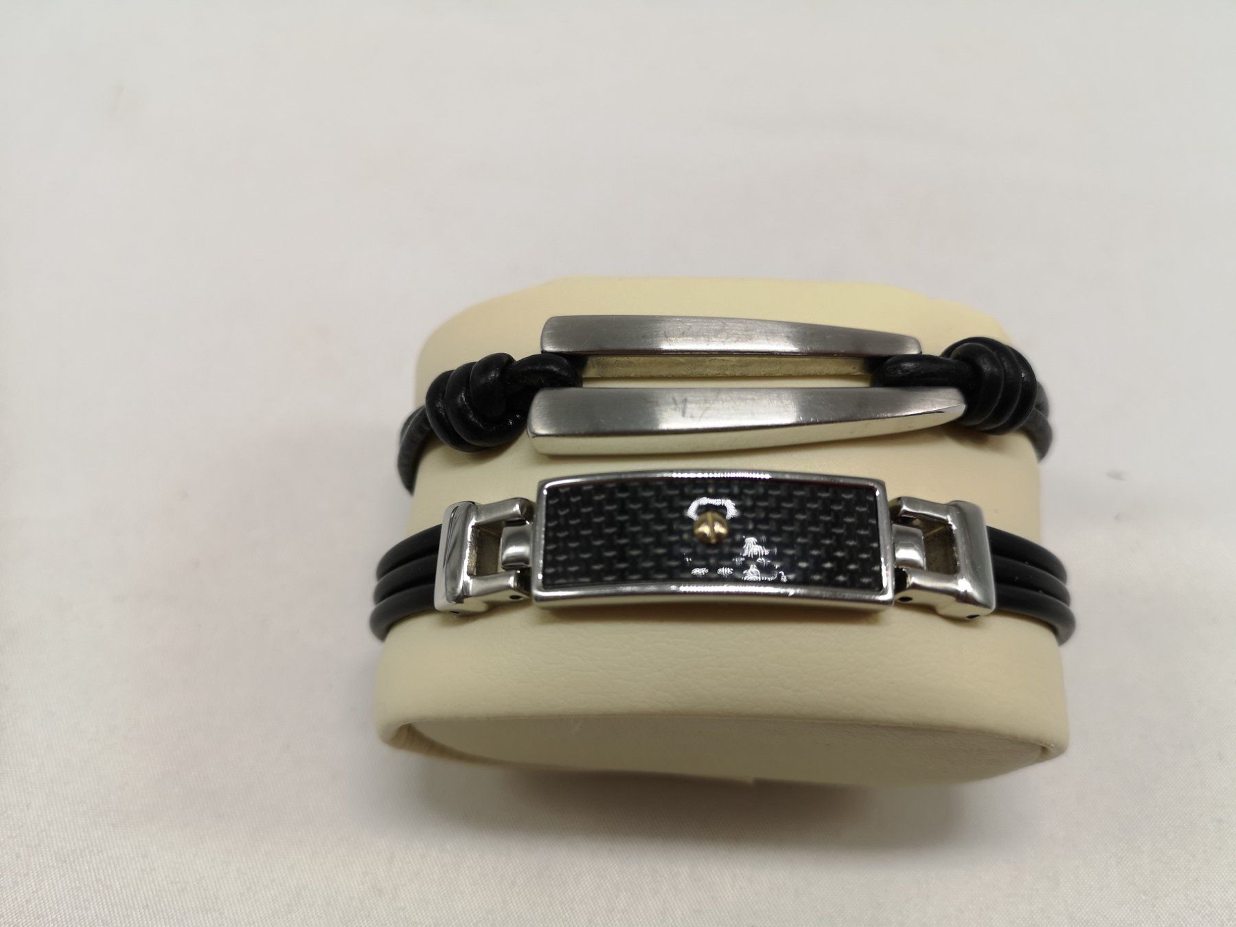 Bracciali & Braccialetti: BRACELETS / Super offre ! – Usato da Bulle venduto da italicum 3