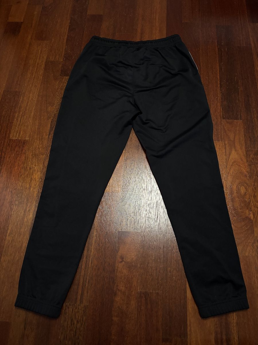 Nike Pantaloni: Nike Trainingshose – Nuovo (secondo la descrizione) da Dättlikon venduto da Cocco2 2