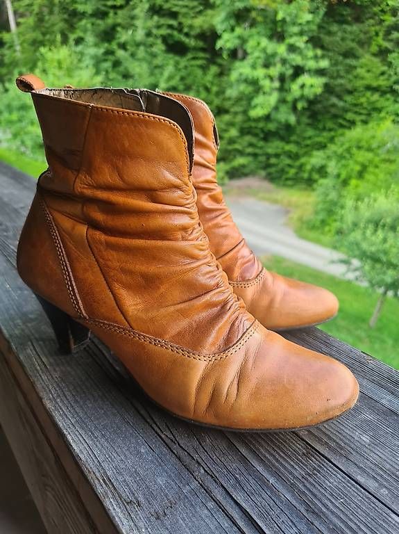 Scarpe da donna: Stieffeletten – Usato da Heimisbach venduto da Rotflengel