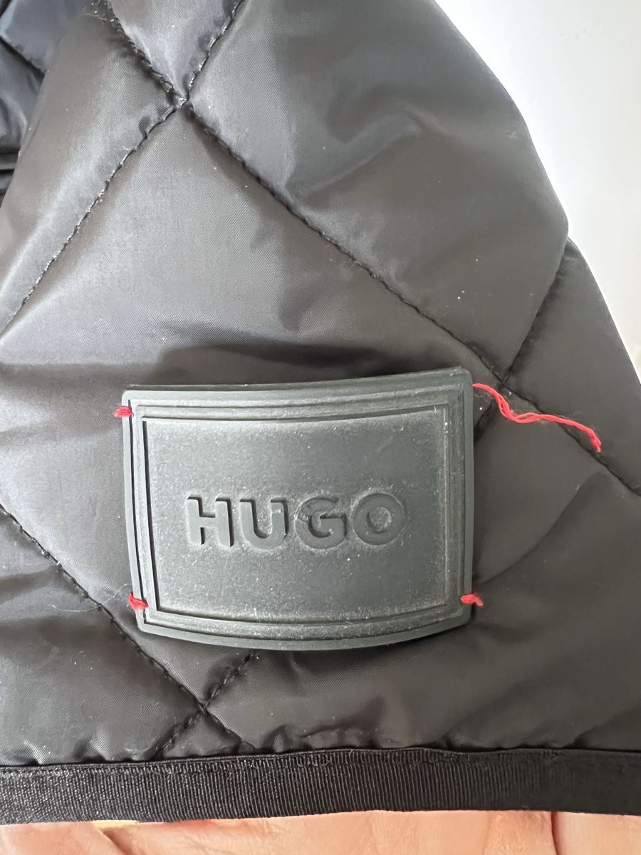 Hugo Boss Jacken: Hugo, Schwarze Steppjacke mit Rautenmuster – Neu (gemäss Beschreibung) aus Oftringen von bashikra 2