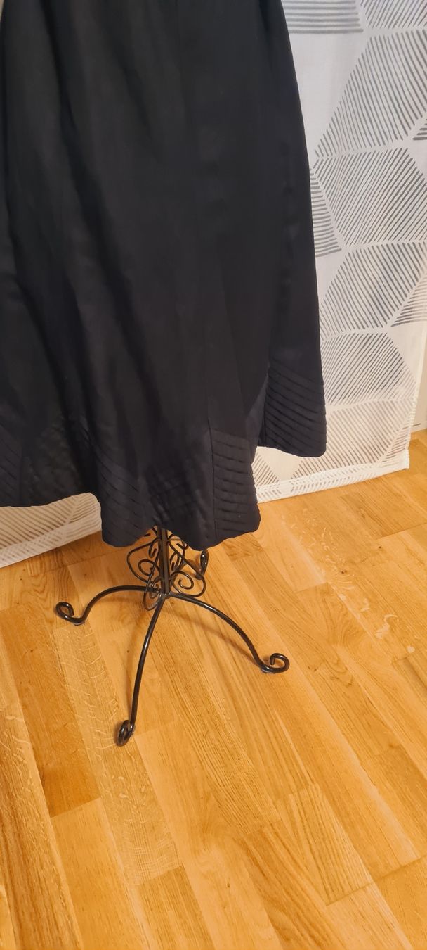 Calvin Klein Kleider: kleid gr 6 oder S von Calvin Klein original – Neu und originalverpackt aus zürich von janjaz 3