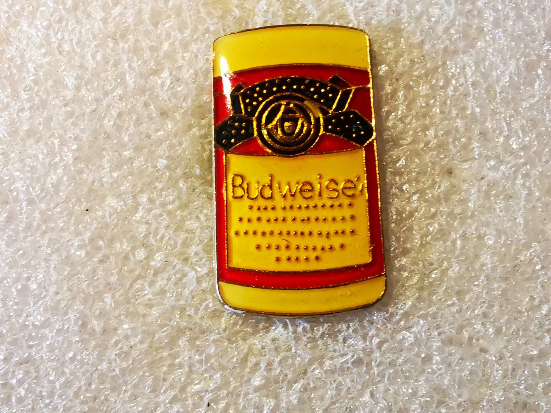 Placchette & Badge: Ansteckpin 75: Budweiser – Usato da Oppligen venduto da Pin-Fall-Shop